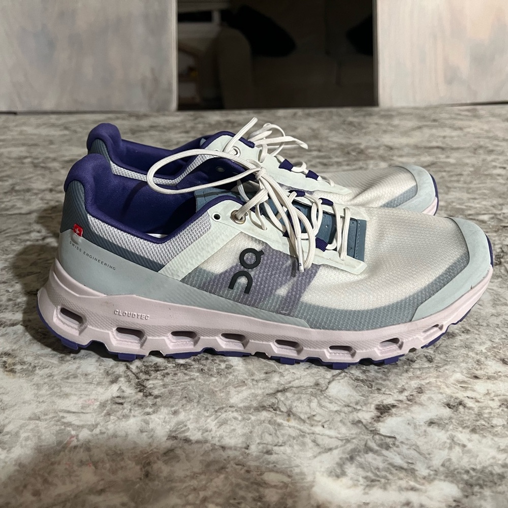 Cloud Tec Helion shoes